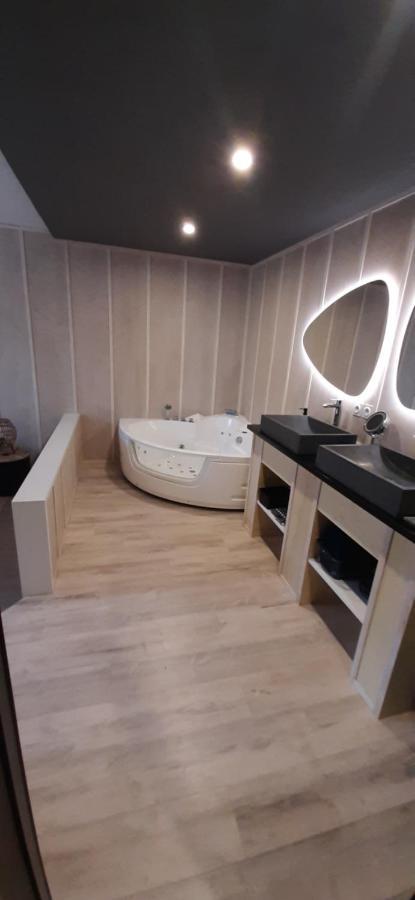 Enterrasse 4 Etoiles Apartment Dinan Bagian luar foto